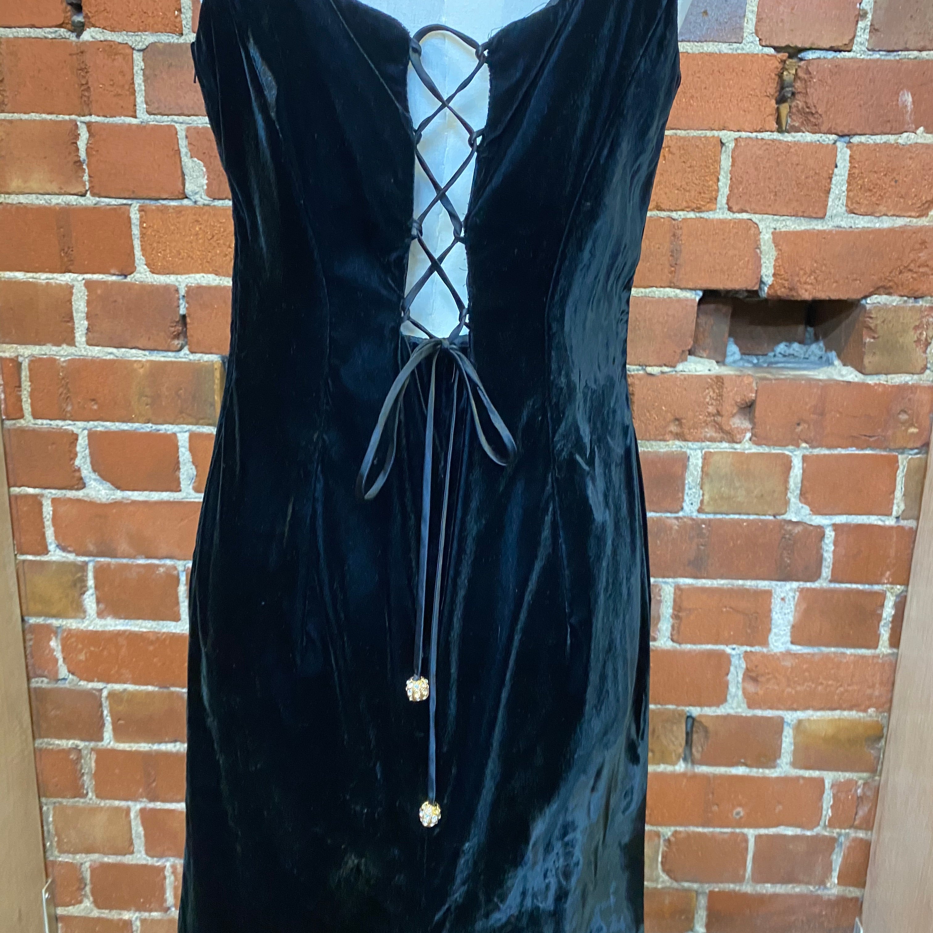 USA Designer 1990s velvet gown