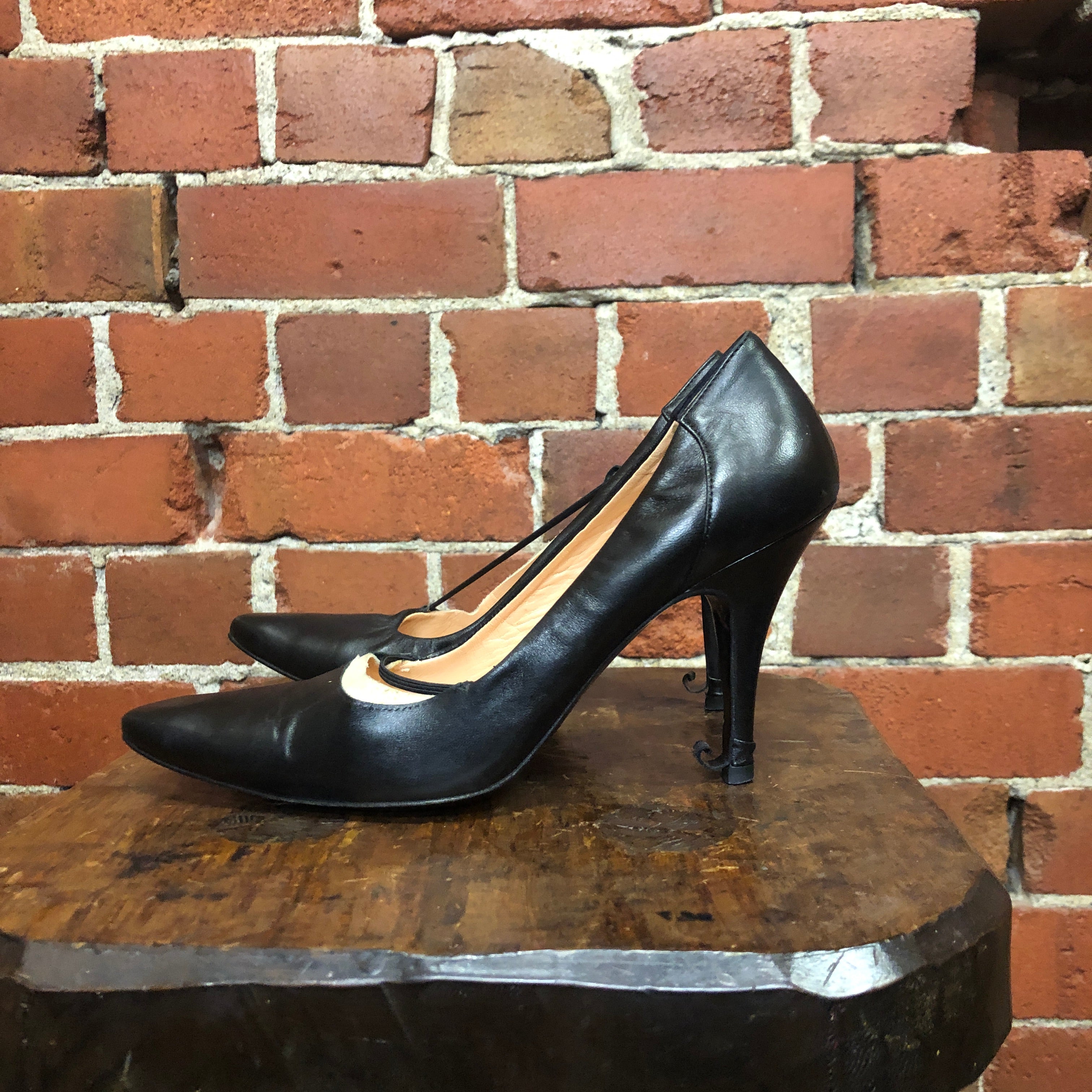 MARTIN MARGIELA early 2000s 'falling apart' leather heels 37