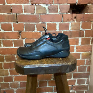 PRADA leather sneakers 39