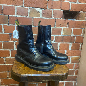 VETEMENS X DR MARTENS 38 Wellington Hunters and Collectors