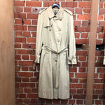 BURBERRY classic trench coat