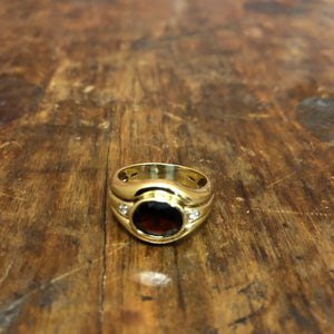 9CT gold, Diamonds and Garnet ring