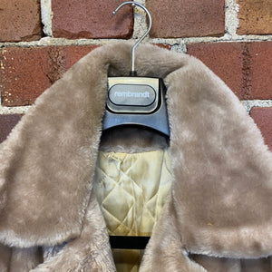 1970s plush faur fur coat