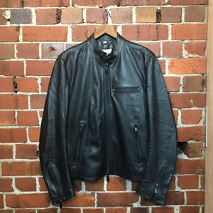 BURBERRY the perfect leather jacket!