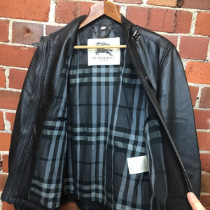 BURBERRY the perfect leather jacket!