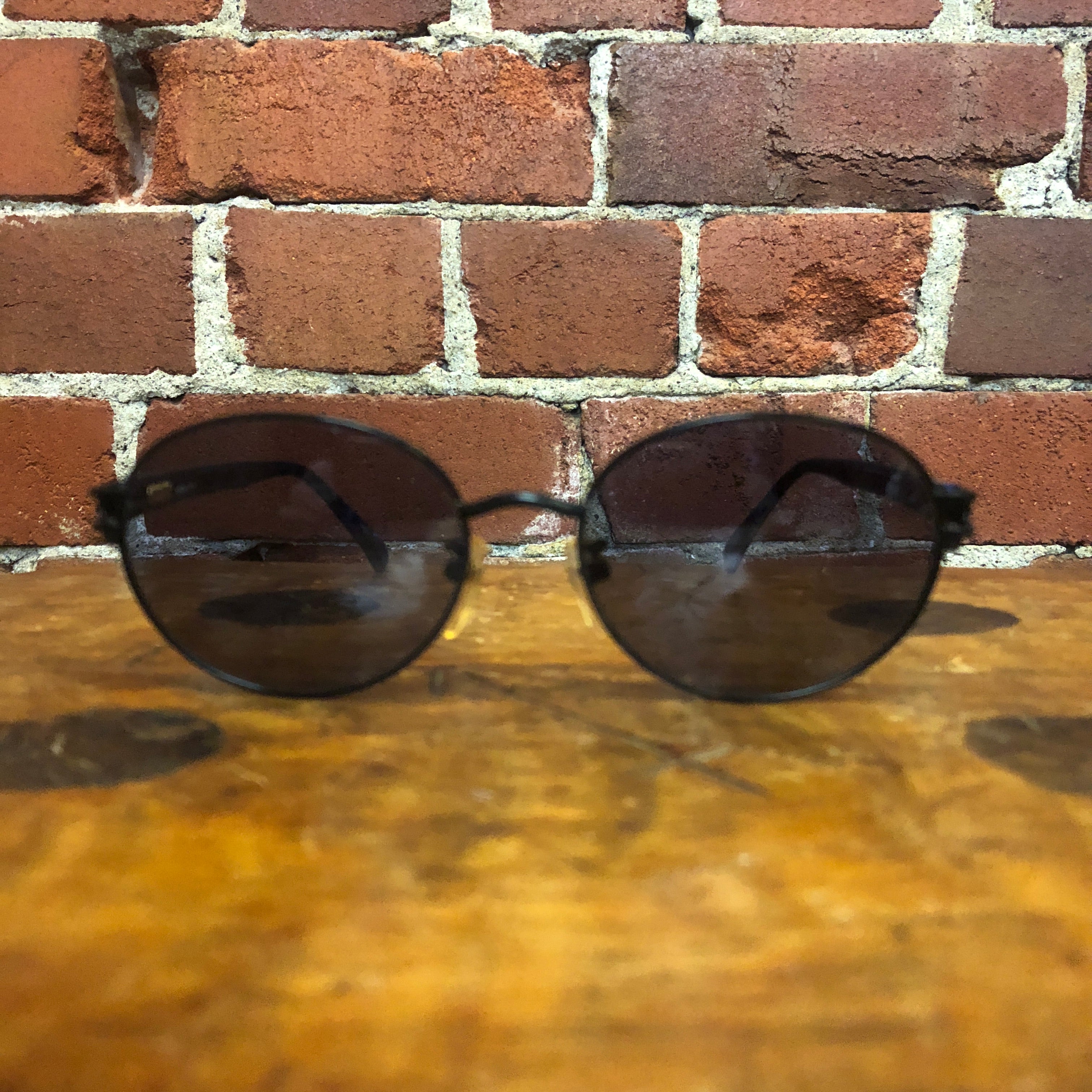 MOSCHINO 1980s oval sunglasses