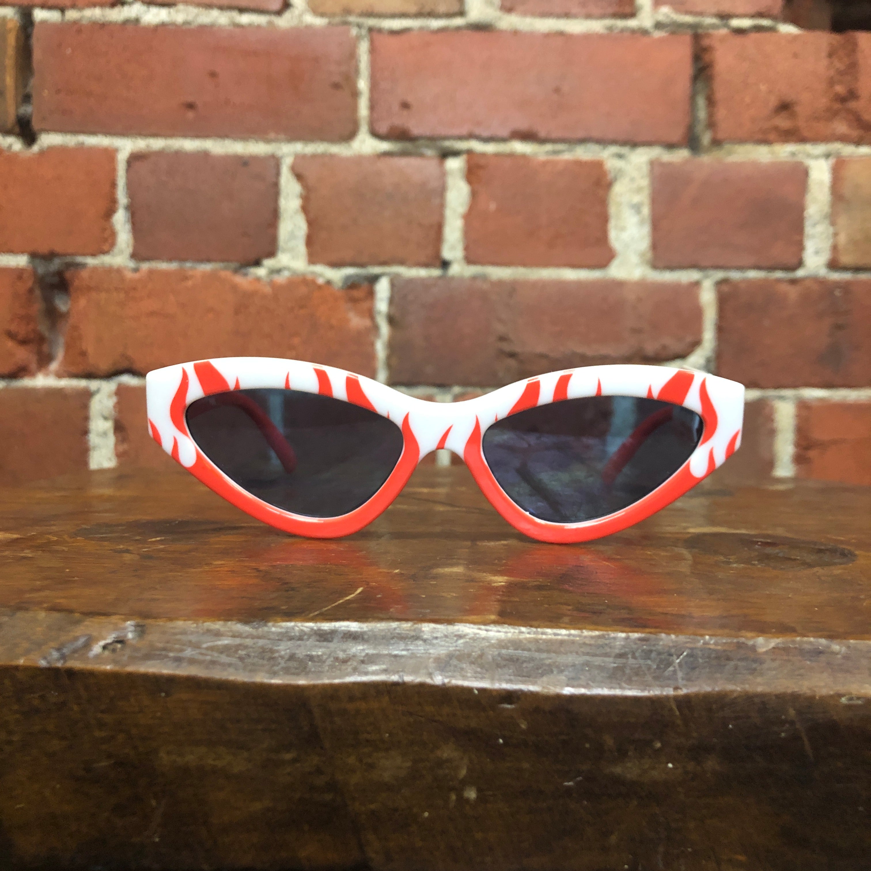 LE SPECS SYNTHCAT  FLAME NAVY Sunglasses