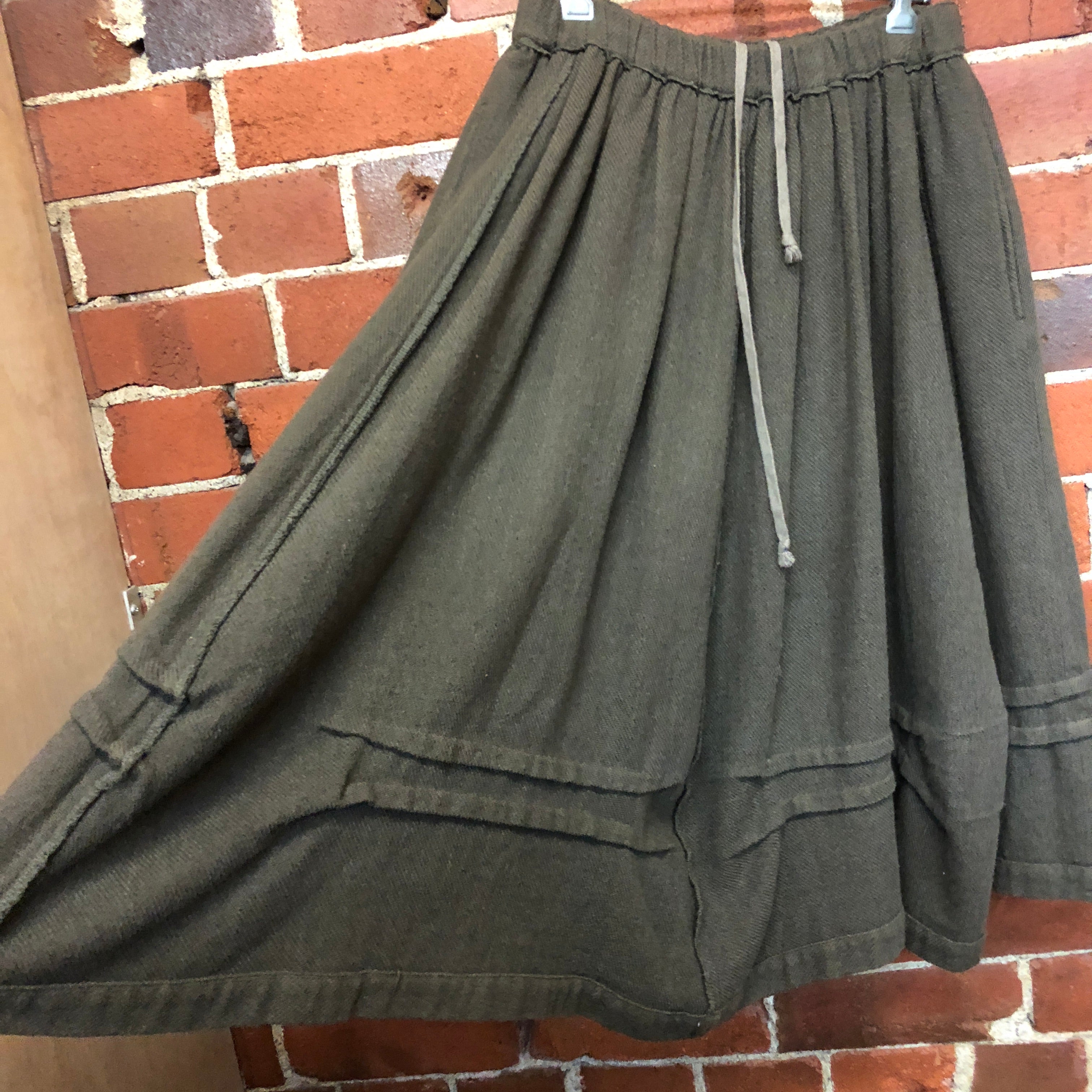 COMME DES GARCONS full wool skirt