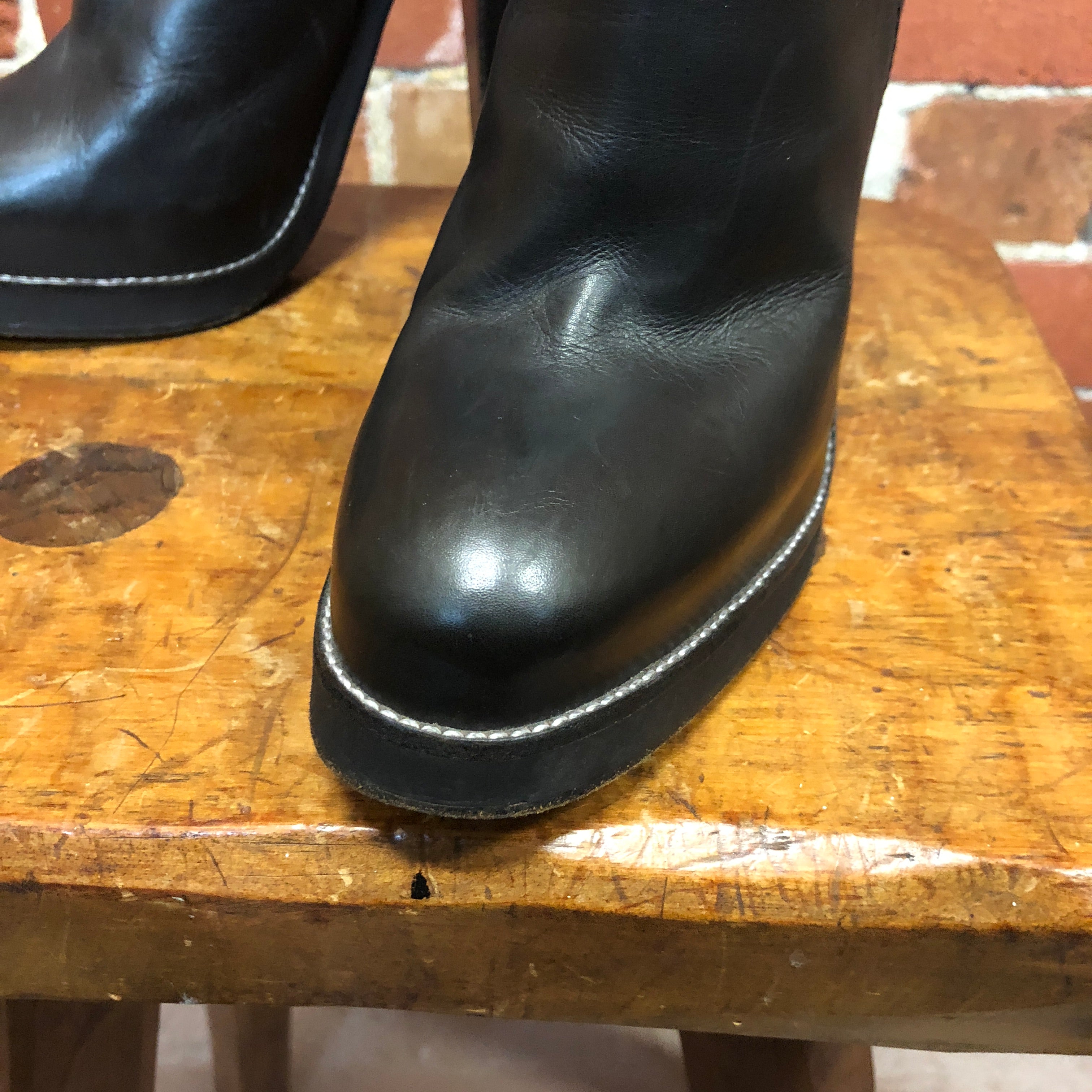 BALENCIAGA high hee leather boots