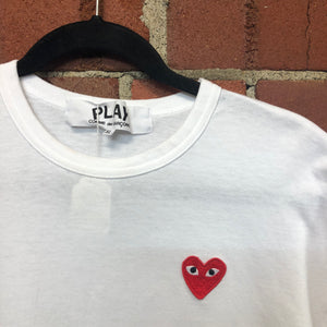 COMME PLAY tee