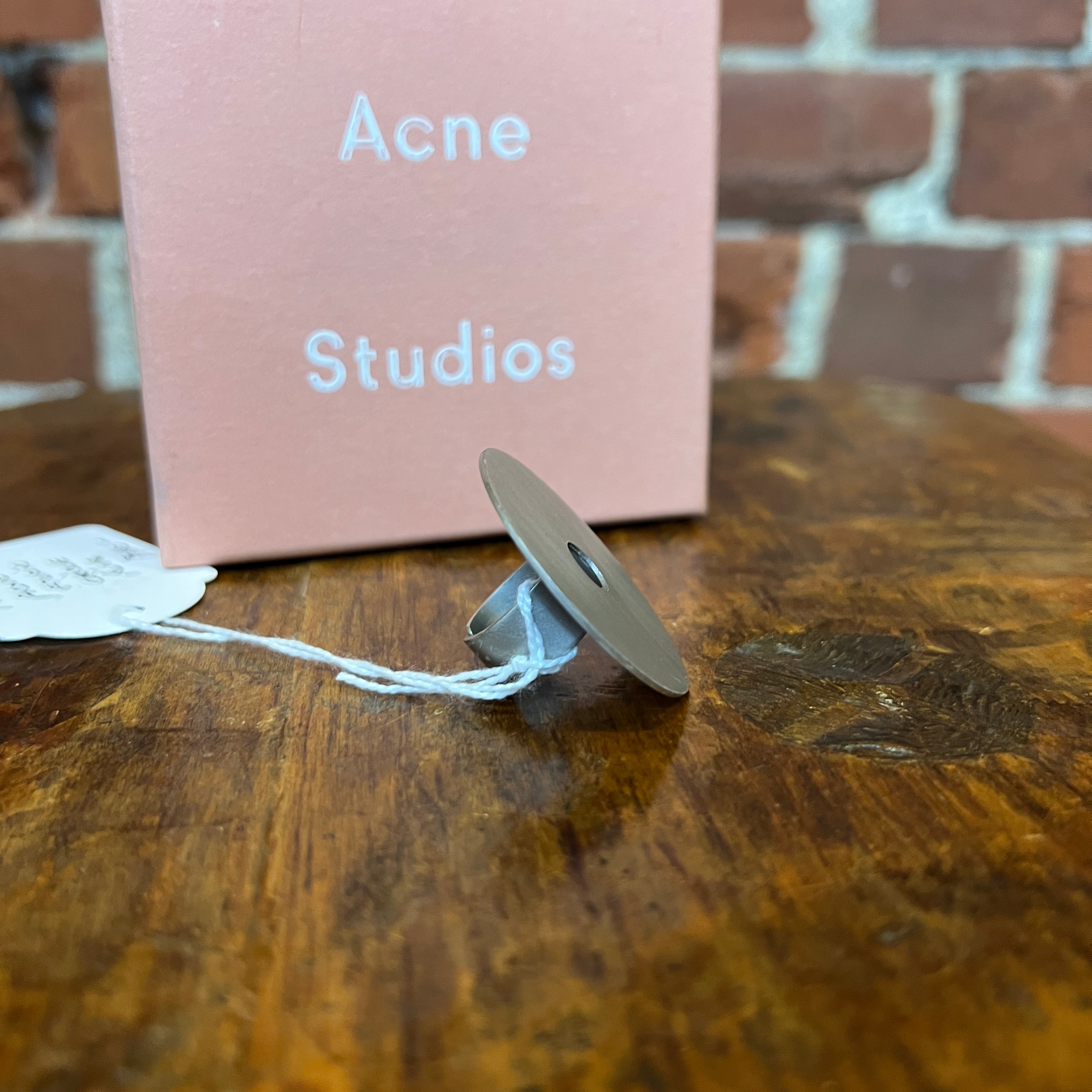 ACNE STUDIOS ring