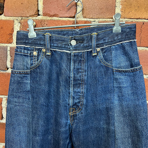 VETEMENTS X LEVIS jeans 28"