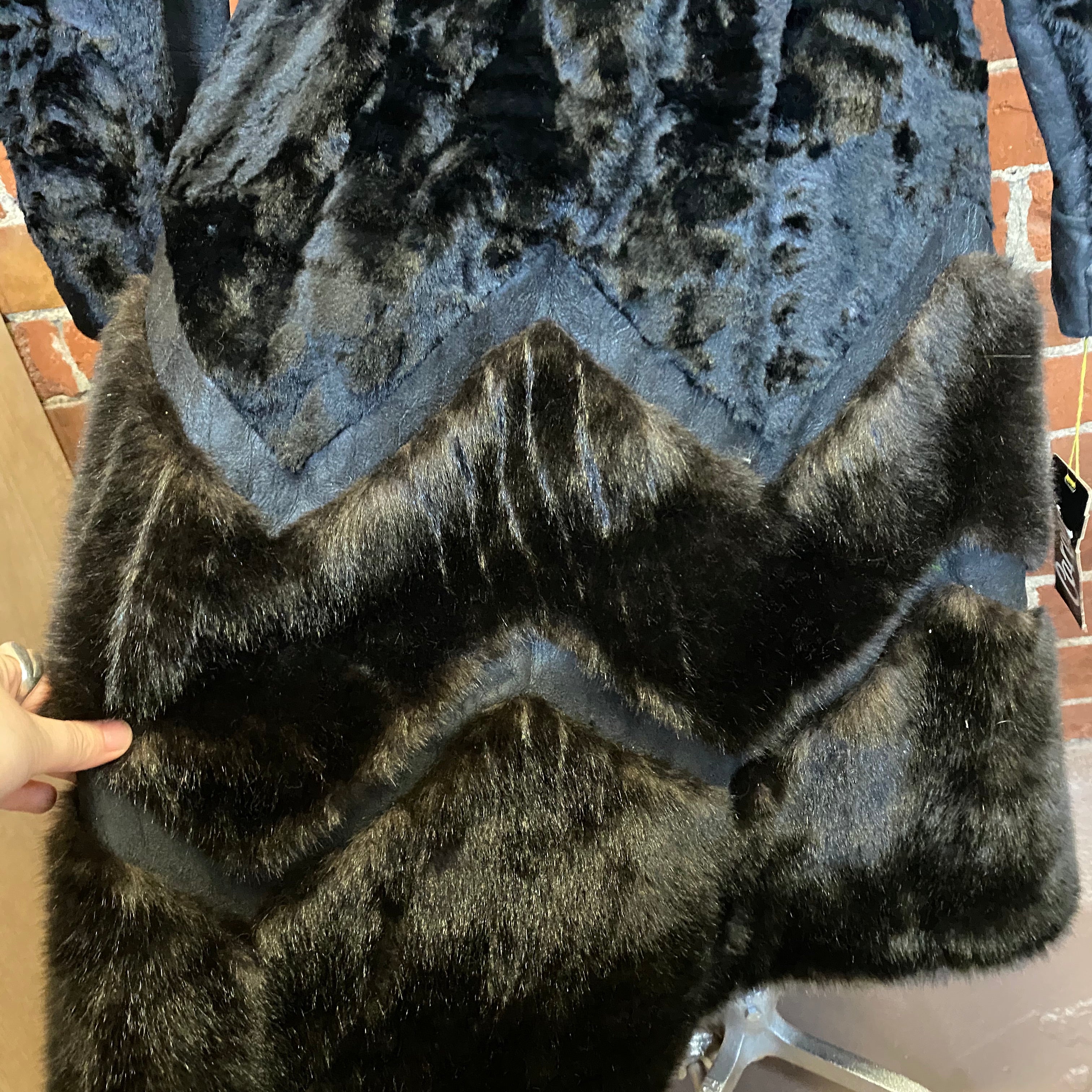 1970S incredible faux fur coat!