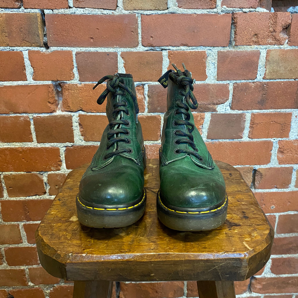 DR MARTENS 1990s Made in England 8.5W