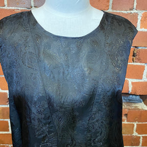 NOM-D two fabric top