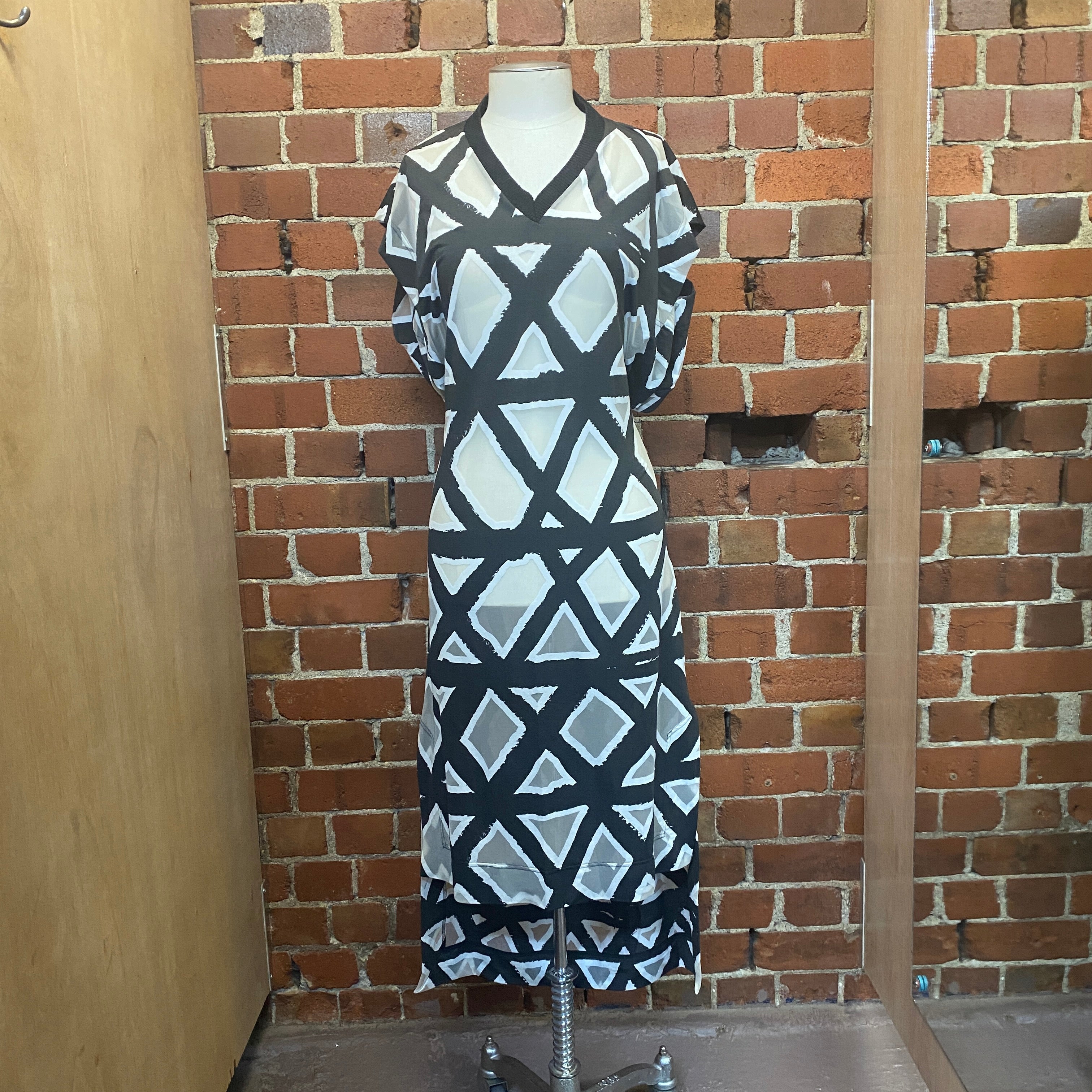 VIVIENNE WESTWOOD graphic knit dress Wellington Hunters and Collectors VIVIENNE WESTWOOD graphic knit dress Wellington Hunters and Collectors