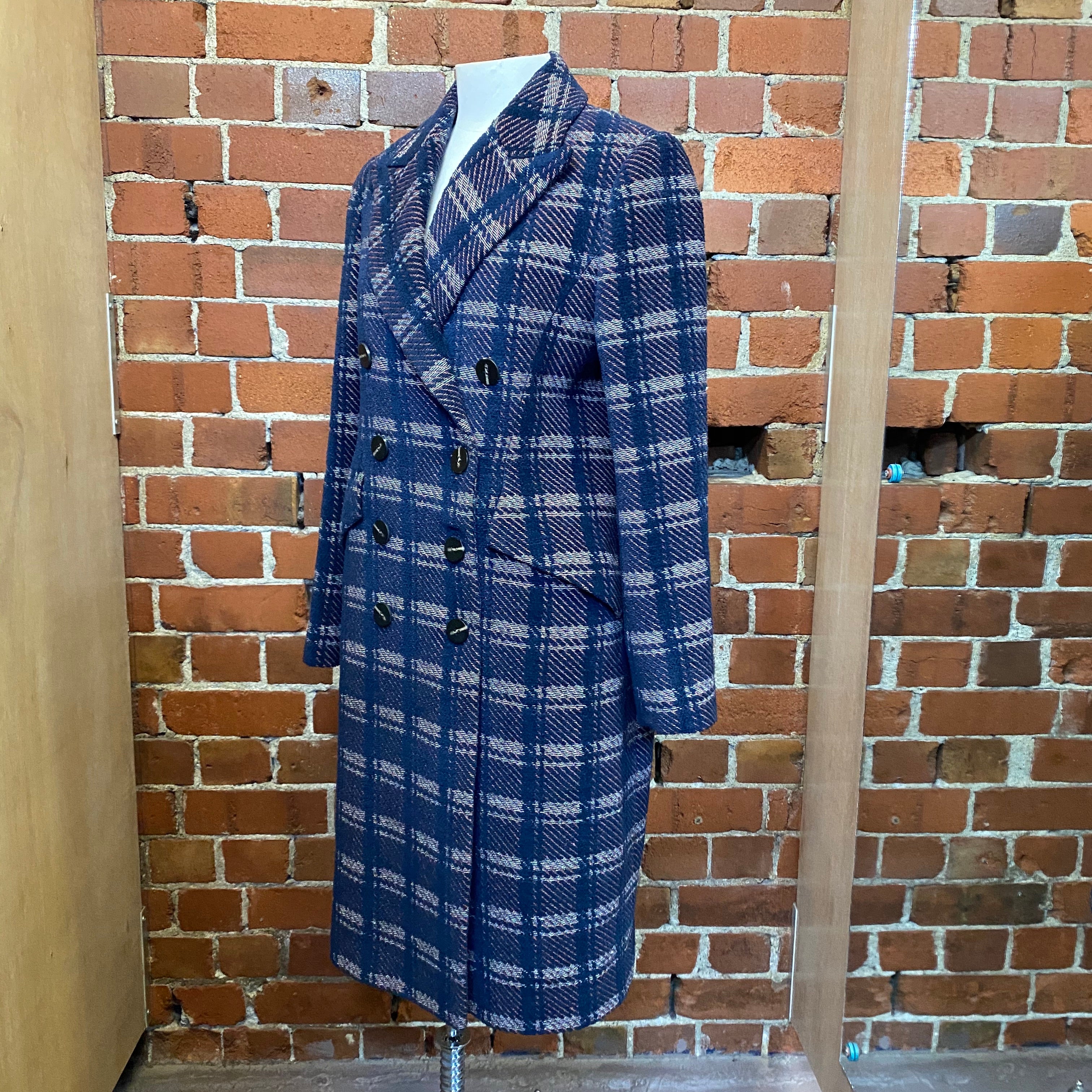 COUNTRY ROAD Italian fabric coat