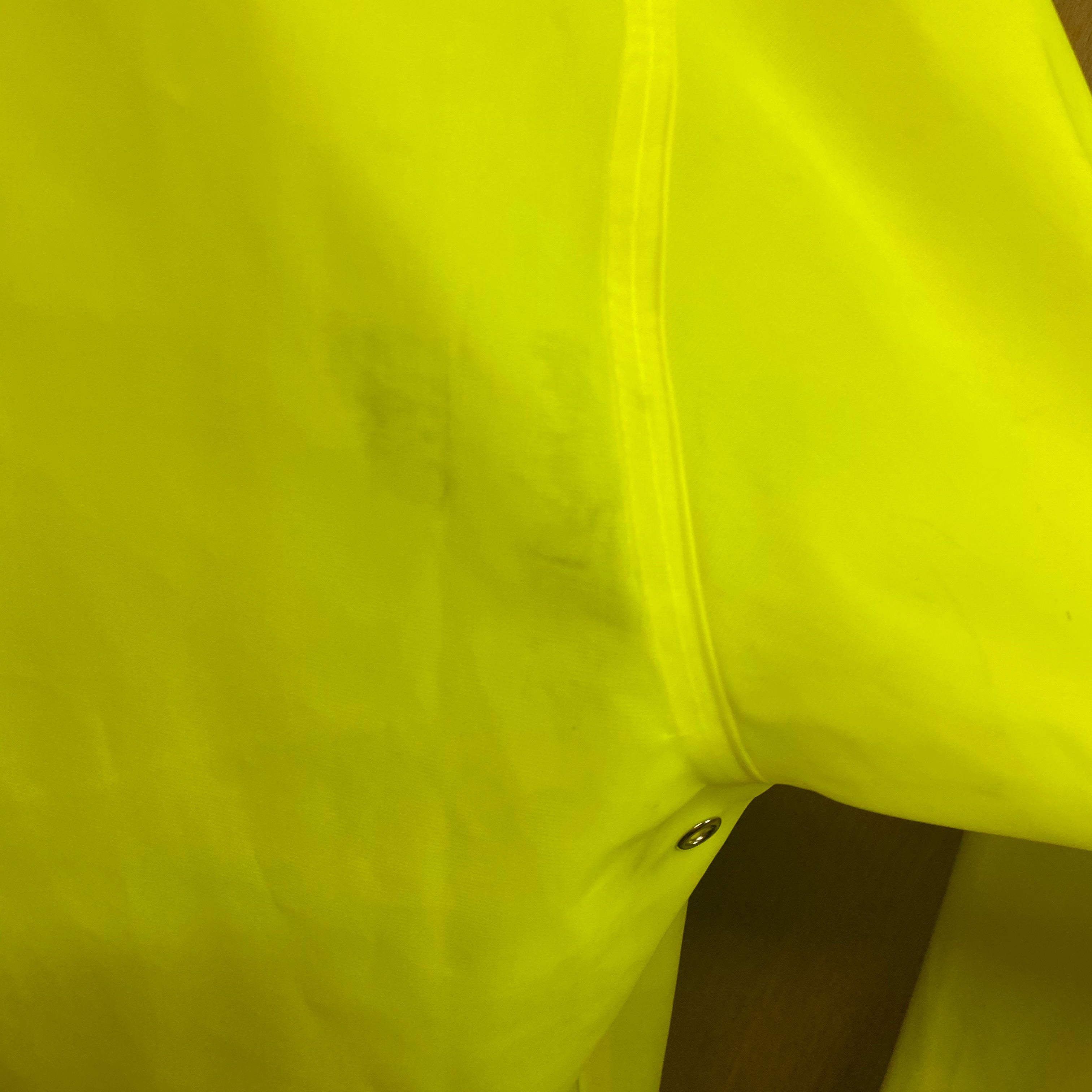 VETEMENTS RAINCOAT