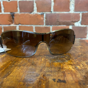 PRADA 2000s shield sunglasses – Wellington Hunters and Collectors