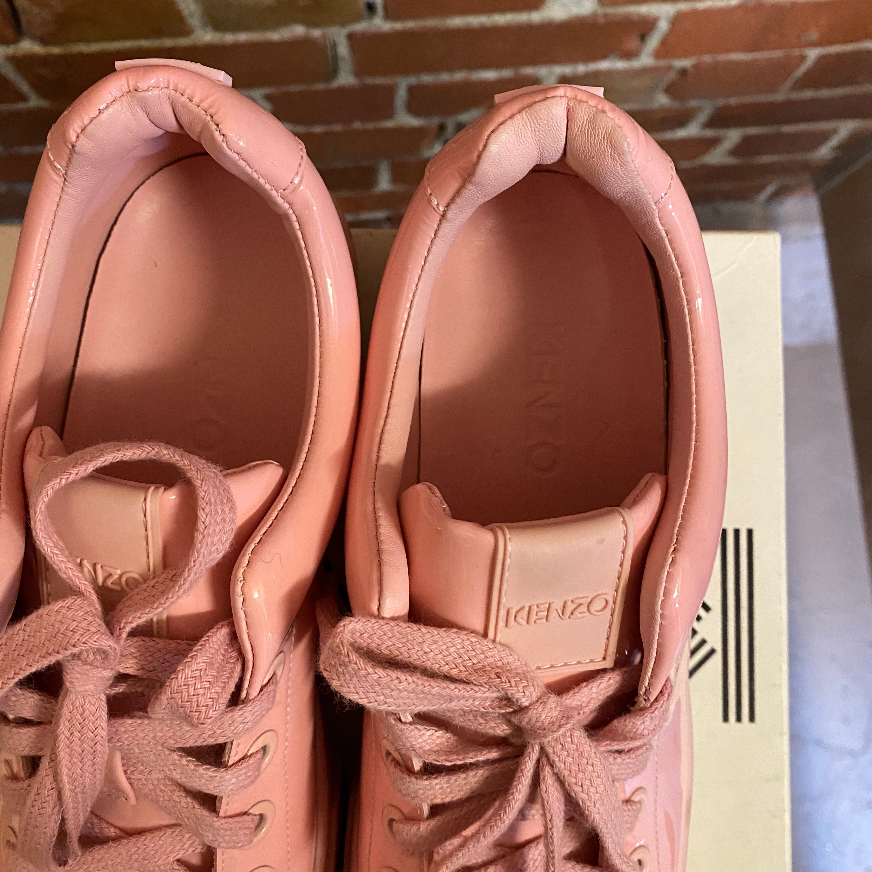 KENZO patent pink sneakers 39